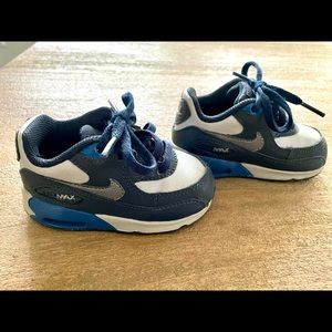 Nike Air Max 90 Toddler Size 5c black and blue